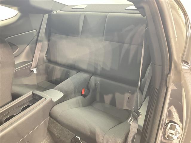 ＧＲ８６ ＳＺ　地上デジタル　スマートキ－　クルコン　ＬＥＤヘッドライト　ナビ＆ＴＶ　横滑防止装置　ＥＴＣ　フルオートエアコン　アルミ　ＤＶＤ再生　ミュージックプレイヤー接続可　盗難防止装置　記録簿　エアーバッグ（14枚目）