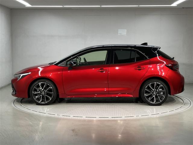 カローラスポーツ ハイブリッドＧ　Ｚ　ＴＳＳ　ＡＡＣ　エアバッグ　ＡＣ１００Ｖ電源　フルセグＴＶ　イモビライザー　ナビＴＶ　スマートキ－　ＶＳＣ　ＡＢＳ　キーフリー　パワーウィンドウ　ＬＥＤ　メモリーナビ　ドラレコ　アルミホイール　ＥＴＣ（2枚目）