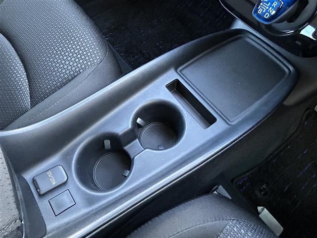 プリウス S 取説記録簿 DVD再生機能 ESC スマートキ- 地デジ メモリーナビゲーション LEDヘッドライト ETC車載器 フルオートエアコン クルーズコントロール エアバッグ イモビ パワーウインドウ PS(23枚目)