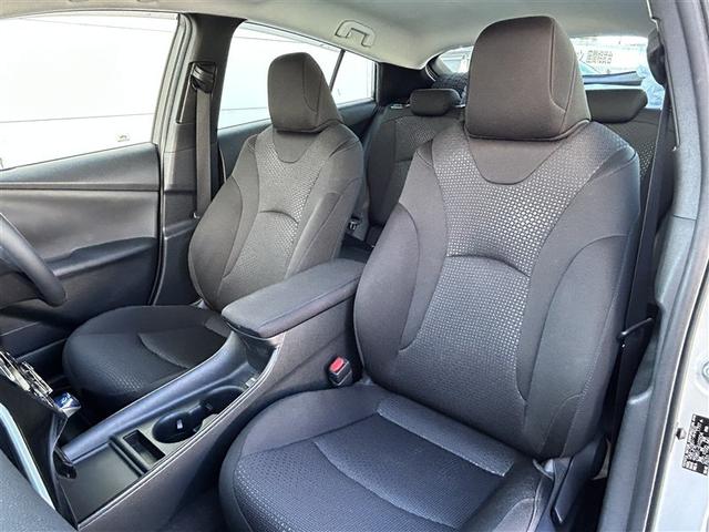 プリウス S 取説記録簿 DVD再生機能 ESC スマートキ- 地デジ メモリーナビゲーション LEDヘッドライト ETC車載器 フルオートエアコン クルーズコントロール エアバッグ イモビ パワーウインドウ PS(27枚目)