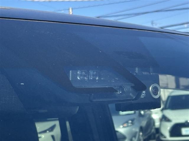 ヴォクシー ZS 煌III プリクラッシュ スマートキ アイスト DVD再生機能 横滑り防止装置 ナビTV アルミ 三列シート 盗難防止 オートエアコン キーレス ETC装備 パワステ メモリナビ クルコン LEDヘッドライト(10枚目)