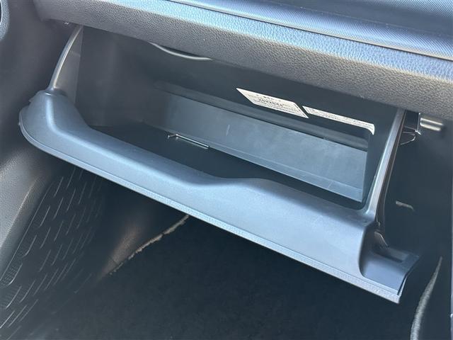 ヴォクシー ZS 煌III プリクラッシュ スマートキ アイスト DVD再生機能 横滑り防止装置 ナビTV アルミ 三列シート 盗難防止 オートエアコン キーレス ETC装備 パワステ メモリナビ クルコン LEDヘッドライト(30枚目)