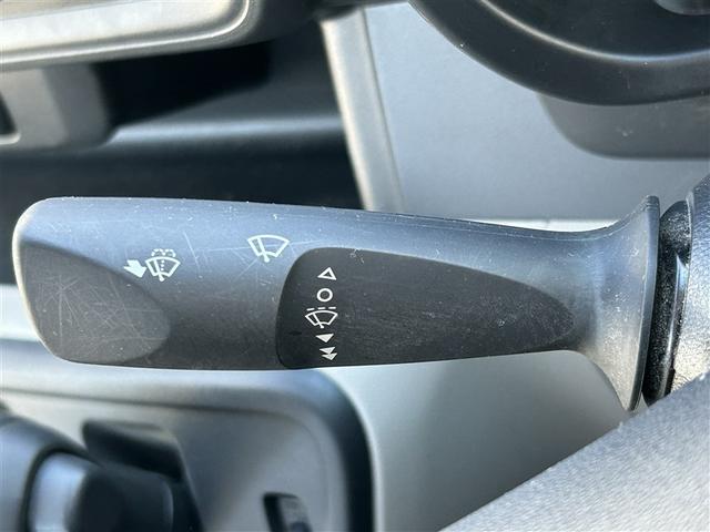 パッソ X S 衝突回避支援システム 整備記録簿 バックモニター ドライブレコーダー 盗難防止システム 1セグTV キーフリーシステム ETC付 デュアルエアバック スマートキー メモリナビ AUX接続 iストップ(38枚目)