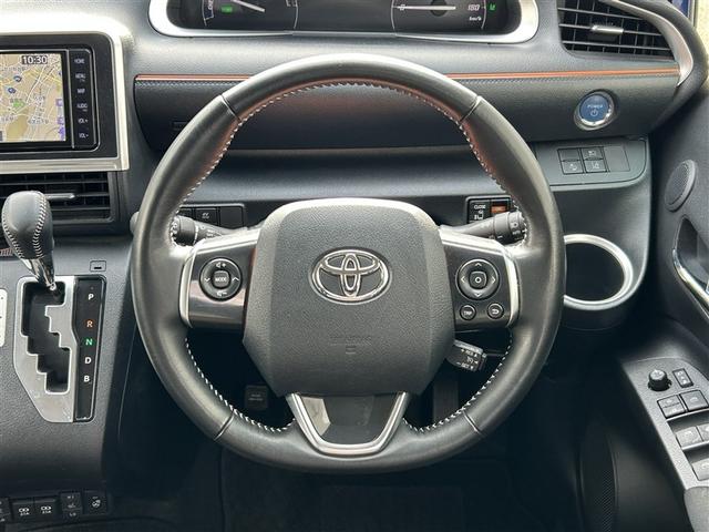 シエンタ ハイブリッドＧ　クエロ　点検記録簿　地デジＴＶ　盗難防止　横滑り防止　ＬＥＤライト　クルコン　ドライブレコーダー　スマートキー　ＥＴＣ　１オーナー　バックモニタ　ＤＶＤ　オ－トエアコン　ＡＵＸ　メモリ－ナビ　エアバッグ　ＡＷ（4枚目）