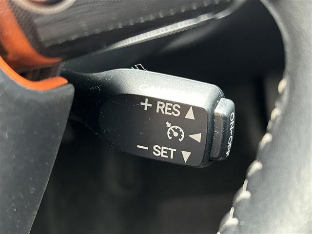 シエンタ ハイブリッドＧ　クエロ　点検記録簿　地デジＴＶ　盗難防止　横滑り防止　ＬＥＤライト　クルコン　ドライブレコーダー　スマートキー　ＥＴＣ　１オーナー　バックモニタ　ＤＶＤ　オ－トエアコン　ＡＵＸ　メモリ－ナビ　エアバッグ　ＡＷ（15枚目）