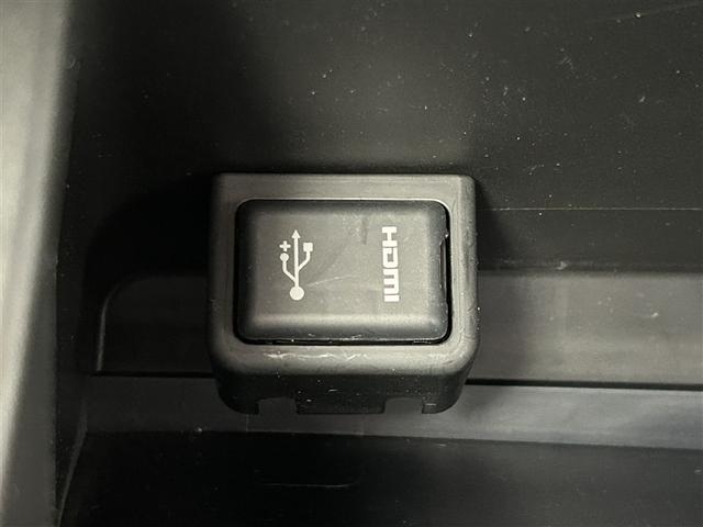 シエンタ ハイブリッドＧ　クエロ　点検記録簿　地デジＴＶ　盗難防止　横滑り防止　ＬＥＤライト　クルコン　ドライブレコーダー　スマートキー　ＥＴＣ　１オーナー　バックモニタ　ＤＶＤ　オ－トエアコン　ＡＵＸ　メモリ－ナビ　エアバッグ　ＡＷ（25枚目）