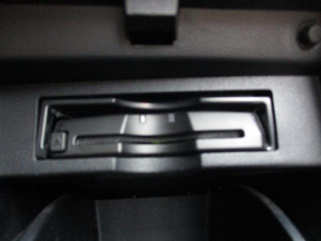 アルファード 2.5S Aパッケージ 保証2年走行距離無制 ボディーガラスコーティング ステアリング新品 両側パワースライド 後席モニター HDMI 社外アルミ 禁煙車 ルームクリーニング オットマン 車検2年付 ETC(17枚目)