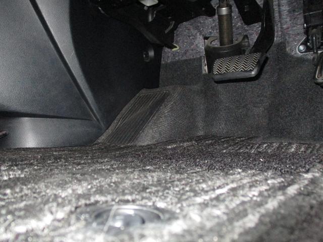 アルファード 2.5S Aパッケージ 保証2年走行距離無制 ボディーガラスコーティング ステアリング新品 両側パワースライド 後席モニター HDMI 社外アルミ 禁煙車 ルームクリーニング オットマン 車検2年付 ETC(27枚目)