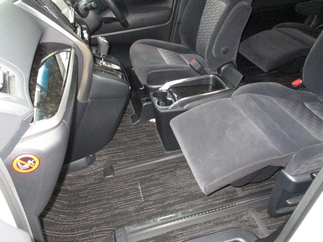 アルファード 2.5S Aパッケージ 保証2年走行距離無制 ボディーガラスコーティング ステアリング新品 両側パワースライド 後席モニター HDMI 社外アルミ 禁煙車 ルームクリーニング オットマン 車検2年付 ETC(29枚目)