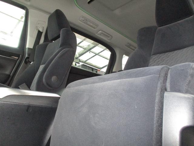 アルファード 2.5S Aパッケージ 保証2年走行距離無制 ボディーガラスコーティング ステアリング新品 両側パワースライド 後席モニター HDMI 社外アルミ 禁煙車 ルームクリーニング オットマン 車検2年付 ETC(39枚目)