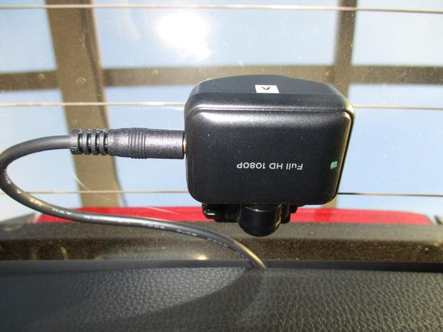 ノア Z 新車保証付 1オーナー 両側パワースライド トヨタセイフティーセンス 追突軽減システム クリアランスソナー ハーフレザーシート バックカメラ 7人乗り ボディーガラスコーティング 2.0ETC.(15枚目)