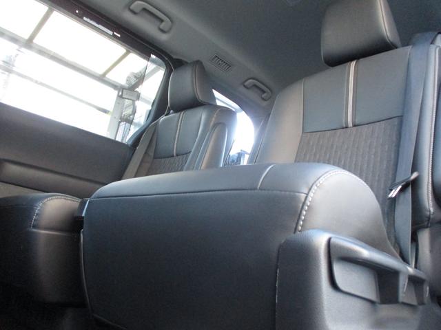 ノア Z 新車保証付 1オーナー 両側パワースライド トヨタセイフティーセンス 追突軽減システム クリアランスソナー ハーフレザーシート バックカメラ 7人乗り ボディーガラスコーティング 2.0ETC.(22枚目)