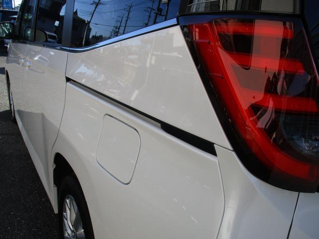 ノア Z 新車保証付 1オーナー 両側パワースライド トヨタセイフティーセンス 追突軽減システム クリアランスソナー ハーフレザーシート バックカメラ 7人乗り ボディーガラスコーティング 2.0ETC.(76枚目)