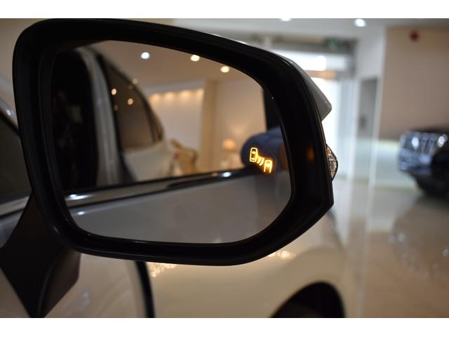 ハリアー Ｚ　レザーパッケージ　新車　調光式マルーフパノラミックビューモニター　ＪＢＬ　デジタルインナーミラー全周囲３６０カメラ　トヨタ１２．３インチナビ　障害物センサーモデリスタエアロ（18枚目）