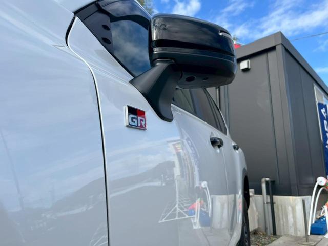 ランドクルーザー ＧＲスポーツ　ルーフレール、ＥＴＣ２．０、ＤＯプラス（ＪＢＬ）、タイヤ空気圧警報システム、パノラミックビューモニター、マルチテレインモニター、リヤエンタテイメント、トノカバー、ＩＴＳ　ＣＯＮＮＥＣＴ、クールボックス（15枚目）