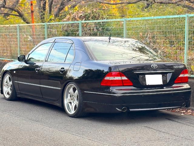 セルシオ A仕様 車高調 カールソン19インチアルミホイール 社外 フルセグ ナビ 革シート(5枚目)