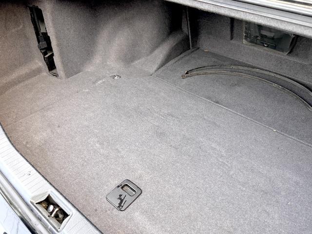 セルシオ A仕様 車高調 カールソン19インチアルミホイール 社外 フルセグ ナビ 革シート(28枚目)