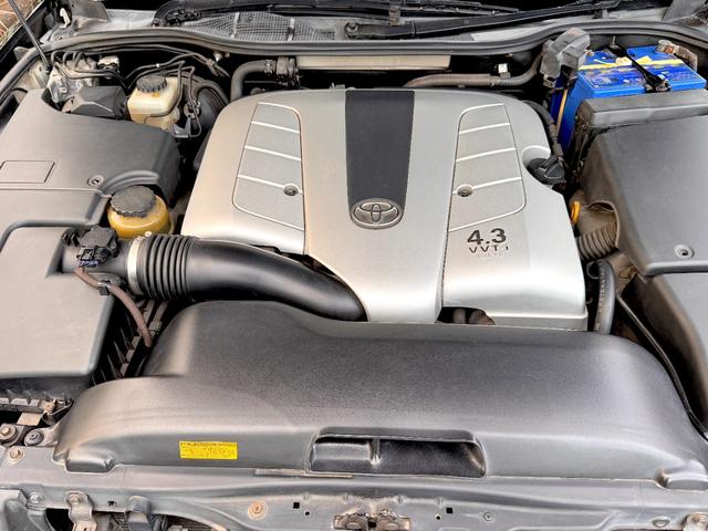 セルシオ A仕様 車高調 カールソン19インチアルミホイール 社外 フルセグ ナビ 革シート(30枚目)