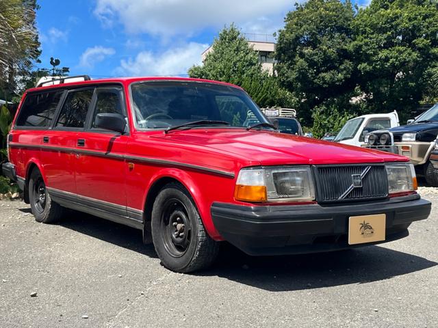 ２４０ワゴン ２４０クラシックリミテッドエディション　レザーシート　ナビ　ルーフレール　シートヒーター（3枚目）