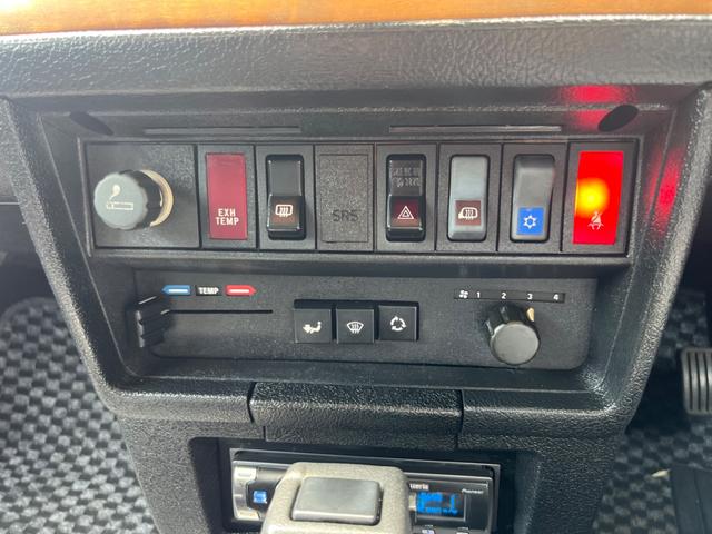 ２４０ワゴン ２４０クラシックリミテッドエディション　レザーシート　ナビ　ルーフレール　シートヒーター（17枚目）
