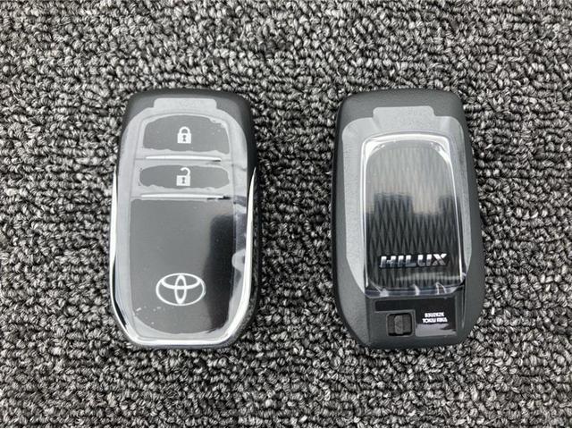 Z パワーウィンドウ 100KM以下 ESC Bカメ カーテンエアバッグ スマキー ABS ナビ&TV ETC車載器 キーフリー LEDヘットライト PS メモリナビ 盗難防止装置 DVD CD フルセ(20枚目)