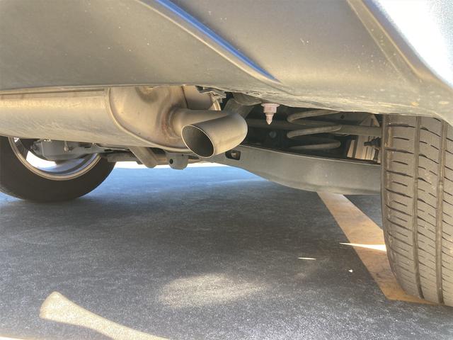 S-T LEDエディション 横滑り防止装置 23,000KM 記録簿 アルミホイール キーレス 盗難防止装置 フルセグ エアバッグ LEDヘッドライト スマートキー 4WD DVD再生 ナビTV 1オーナー バックカメラ ETC(33枚目)