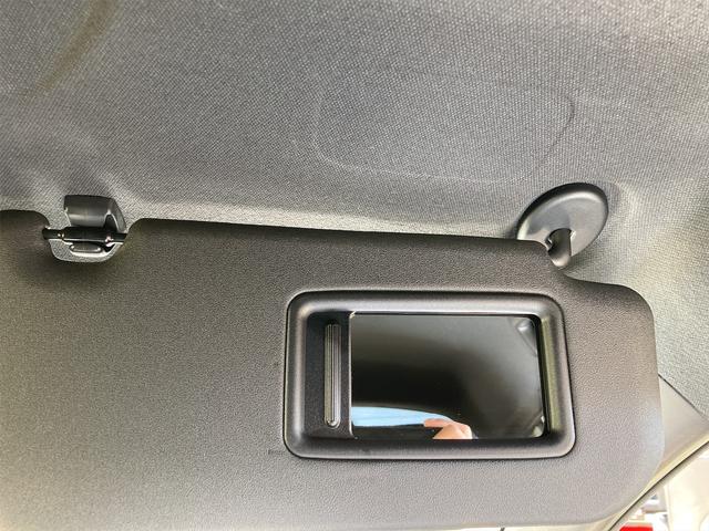 S-T LEDエディション 横滑り防止装置 23,000KM 記録簿 アルミホイール キーレス 盗難防止装置 フルセグ エアバッグ LEDヘッドライト スマートキー 4WD DVD再生 ナビTV 1オーナー バックカメラ ETC(51枚目)