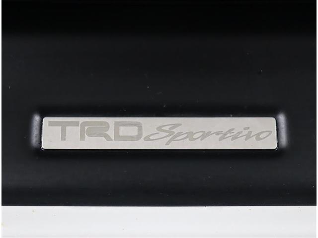 ハイブリッドG クエロ 衝突安全ブレーキ 43000KM スマキー Wパワースライドドア 1オーナー 3列 DVD再生可 アルミホイール フルセグテレビ ESC ETC車載器 ナビ&TV オートエアコン 記録簿 CD(28枚目)