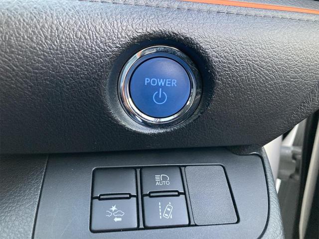ハイブリッドG クエロ 衝突安全ブレーキ 43000KM スマキー Wパワースライドドア 1オーナー 3列 DVD再生可 アルミホイール フルセグテレビ ESC ETC車載器 ナビ&TV オートエアコン 記録簿 CD(51枚目)