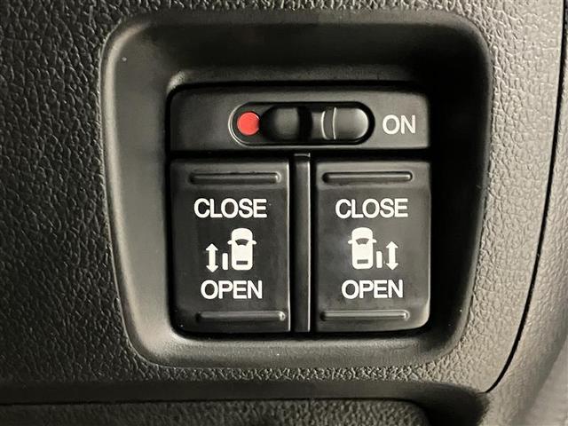 Ｎ－ＢＯＸ Ｇ　ＳＳパッケージ　両側自動ドア　ＷＳＲＳ　定期点検記録簿　アルミ　イモビライザー　ワンオーナー車　スマキー　ＡＣ　ＶＳＡ　運転席エアバッグ　ＡＢＳ　ベンチシ－ト　パワーウインドウ　キーレスエントリー　パワステ（14枚目）
