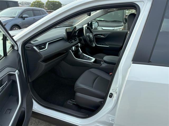 ＲＡＶ４ Ｇ　Ｚパッケージ　登録済未使用者　モデリスタフルエアロ　大型サンルーフ　アルミ　横滑防止　クルコン　リアカメラ　ＥＴＣ付　　ＰＣＳ　整備記録簿　スマキー　地デジ　助手席エアバッグ　パワーシート　オートエアコン　キーレス（5枚目）