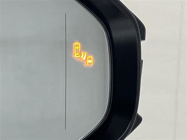 クラウンスポーツ ＲＳ　弊社元試乗車　クルーズコントロール　フルセグテレビ　ＬＥＤヘッドランプ　ドラレコ　ナビ＆ＴＶ　４ＷＤ　バックカメラ　衝突被害軽減システム　キーレス　スマートキー　横滑り防止機能　ＥＴＣ（15枚目）