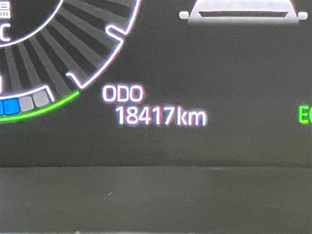 ライズ Ｚ　１年間走行距離無制限保証（有償にて３年間まで延長可能）　１９０００キロ　衝突被害軽減ブレーキ　９インチナビ　Ｂｌｕｅｔｏｏｔｈ　全周囲カメラ　シートヒーター　ＥＴＣ　ドラレコ　電動パーキングブレーキ（15枚目）