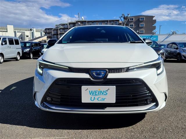 カローラツーリング ハイブリッド　ダブルバイビー　メディアプレイヤー接続　バックモニター　フルセグＴＶ　ＬＥＤライト　ハーフレザーシート　ワンオーナー　クルコン　横滑り防止　盗難防止装置　ナビ・ＴＶ　ドライブレコーダー　エアバッグ　ＥＴＣ　ＡＢＳ（2枚目）