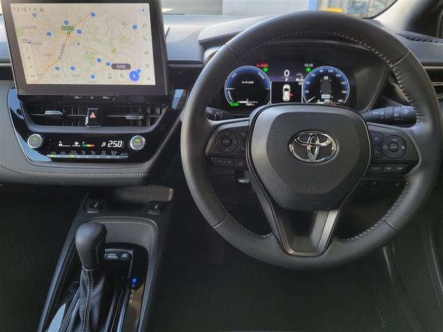 カローラツーリング ハイブリッド　ダブルバイビー　メディアプレイヤー接続　バックモニター　フルセグＴＶ　ＬＥＤライト　ハーフレザーシート　ワンオーナー　クルコン　横滑り防止　盗難防止装置　ナビ・ＴＶ　ドライブレコーダー　エアバッグ　ＥＴＣ　ＡＢＳ（11枚目）