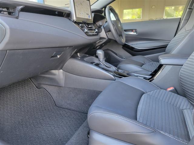 カローラツーリング ハイブリッド　ダブルバイビー　メディアプレイヤー接続　バックモニター　フルセグＴＶ　ＬＥＤライト　ハーフレザーシート　ワンオーナー　クルコン　横滑り防止　盗難防止装置　ナビ・ＴＶ　ドライブレコーダー　エアバッグ　ＥＴＣ　ＡＢＳ（25枚目）