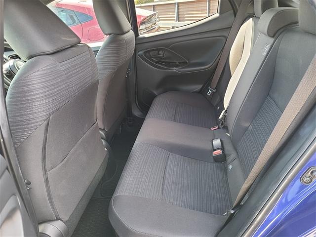 ヤリス ハイブリッドＺ　１年間走行距離無制限保証　ハイブリッド保証　４２０００キロ　ナビ　Ｂｌｕｅｔｏｏｔｈ　全周囲カメラ　ＴＶ　モデリスタアルミホイール　レーダークルーズ　シートヒーター　ＥＴＣ２．０　ステアリングヒーター（6枚目）