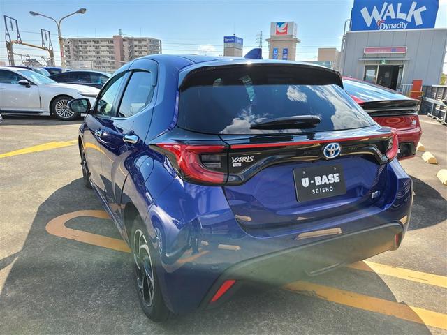 ヤリス ハイブリッドＺ　１年間走行距離無制限保証　ハイブリッド保証　４２０００キロ　ナビ　Ｂｌｕｅｔｏｏｔｈ　全周囲カメラ　ＴＶ　モデリスタアルミホイール　レーダークルーズ　シートヒーター　ＥＴＣ２．０　ステアリングヒーター（7枚目）