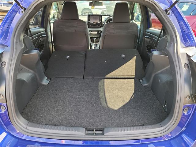 ヤリス ハイブリッドＺ　１年間走行距離無制限保証　ハイブリッド保証　４２０００キロ　ナビ　Ｂｌｕｅｔｏｏｔｈ　全周囲カメラ　ＴＶ　モデリスタアルミホイール　レーダークルーズ　シートヒーター　ＥＴＣ２．０　ステアリングヒーター（10枚目）