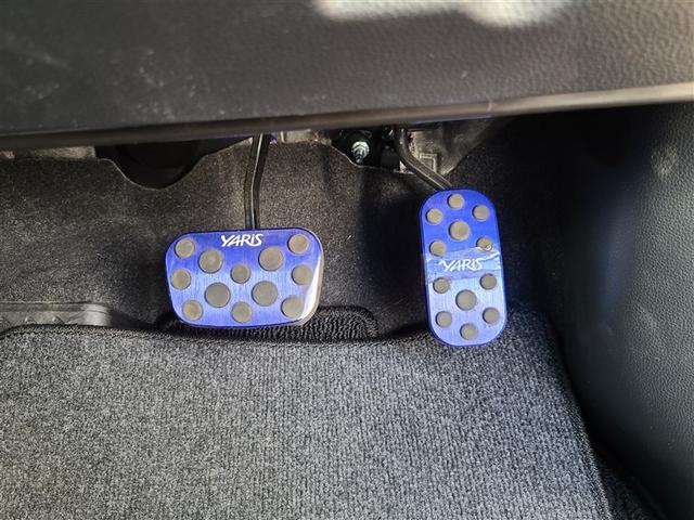 ヤリス ハイブリッドＺ　１年間走行距離無制限保証　ハイブリッド保証　４２０００キロ　ナビ　Ｂｌｕｅｔｏｏｔｈ　全周囲カメラ　ＴＶ　モデリスタアルミホイール　レーダークルーズ　シートヒーター　ＥＴＣ２．０　ステアリングヒーター（13枚目）