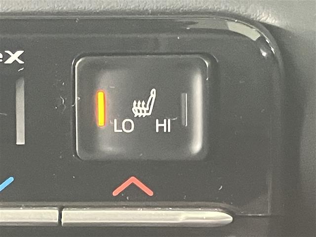 ヴォクシー S-Z 8000キロ 快適利便パッケージ 大型ナビ バックカメラ Bluetooth DVD オットマン ユニバーサルステップ PKSB PCS 純正アルミ LED ワンオーナー ETC2.0(17枚目)