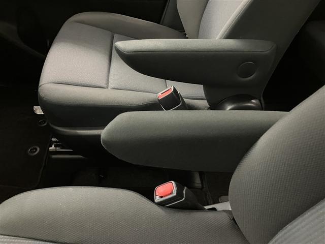 ヴォクシー Ｘ　１年間走行距離無制限保証　６８０００キロ　ナビ　Ｂｌｕｅｔｏｏｔｈ　バックカメラ　ＴＶ　ＣＤ　　ドライブレコーダー　衝突被害軽減ブレーキ　左右独立オートエアコン　片側電動スライドドア（29枚目）