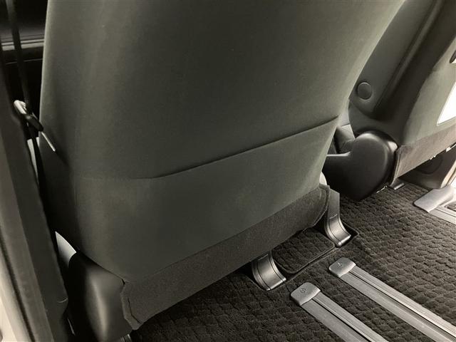 ヴォクシー Ｘ　１年間走行距離無制限保証　６８０００キロ　ナビ　Ｂｌｕｅｔｏｏｔｈ　バックカメラ　ＴＶ　ＣＤ　　ドライブレコーダー　衝突被害軽減ブレーキ　左右独立オートエアコン　片側電動スライドドア（31枚目）