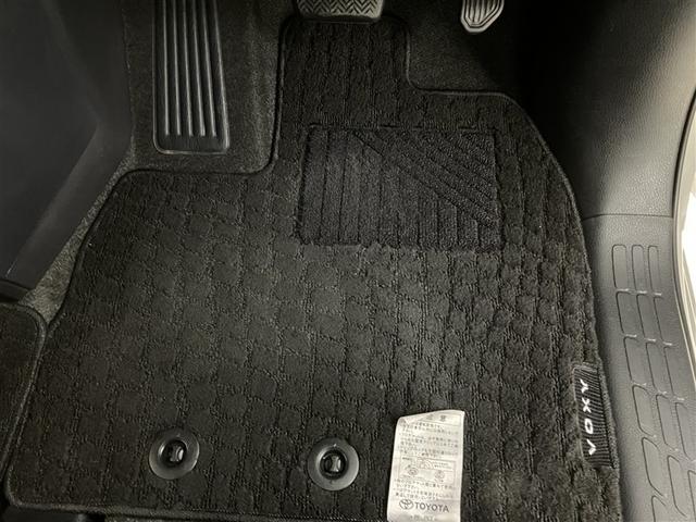 ヴォクシー Ｘ　１年間走行距離無制限保証　６８０００キロ　ナビ　Ｂｌｕｅｔｏｏｔｈ　バックカメラ　ＴＶ　ＣＤ　　ドライブレコーダー　衝突被害軽減ブレーキ　左右独立オートエアコン　片側電動スライドドア（34枚目）