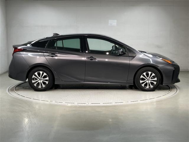 プリウス Ａプレミアム　ＨＶ保証　５０後期　１００００キロ　全周囲カメラ　ナビ　Ｂｌｕｅｔｏｏｔｈ　ドラレコ　電子ミラー　ＥＴＣ２．０　パワーシート　ベンチレーション　クルーズコントロール　１５００Ｗ電源コンセント（3枚目）