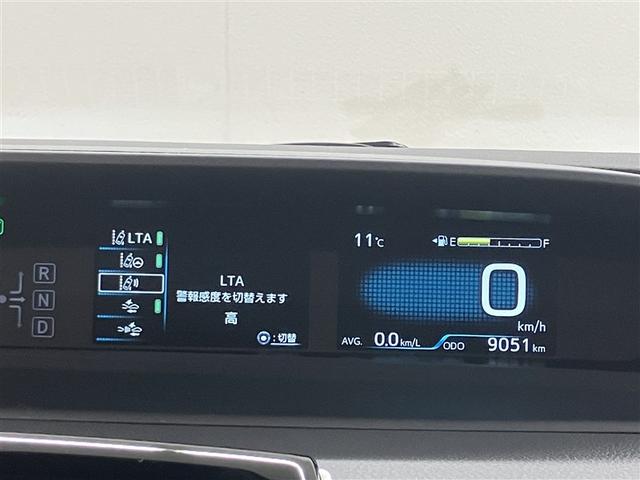 プリウス Ａプレミアム　ＨＶ保証　５０後期　１００００キロ　全周囲カメラ　ナビ　Ｂｌｕｅｔｏｏｔｈ　ドラレコ　電子ミラー　ＥＴＣ２．０　パワーシート　ベンチレーション　クルーズコントロール　１５００Ｗ電源コンセント（15枚目）
