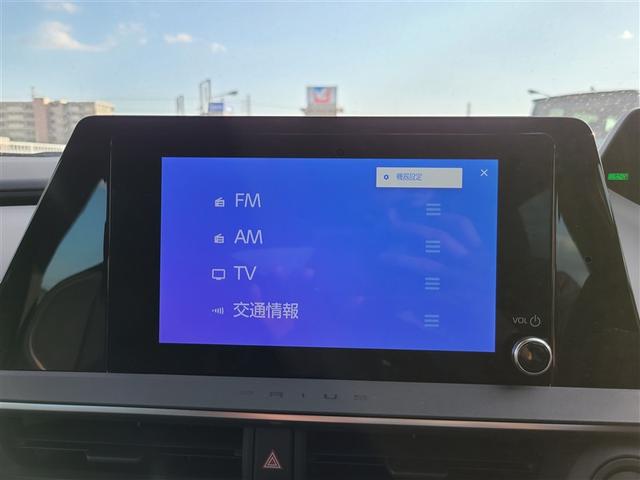 プリウス Ｇ　登録済未使用車　モデリスタフルエアロ　１５００Ｗ電源コンセント　ディスプレイオーディオ　バックカメラ　Ｂｌｕｅｔｏｏｔｈ　ＴＶ　ＰＫＳＢ　衝突被害軽減ブレーキ　レーダークルーズコントロール（18枚目）