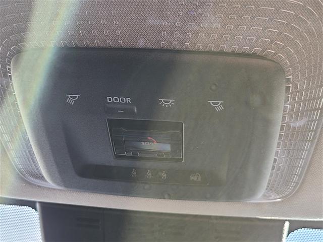 プリウス Ｇ　登録済未使用車　モデリスタフルエアロ　１５００Ｗ電源コンセント　ディスプレイオーディオ　バックカメラ　Ｂｌｕｅｔｏｏｔｈ　ＴＶ　ＰＫＳＢ　衝突被害軽減ブレーキ　レーダークルーズコントロール（30枚目）