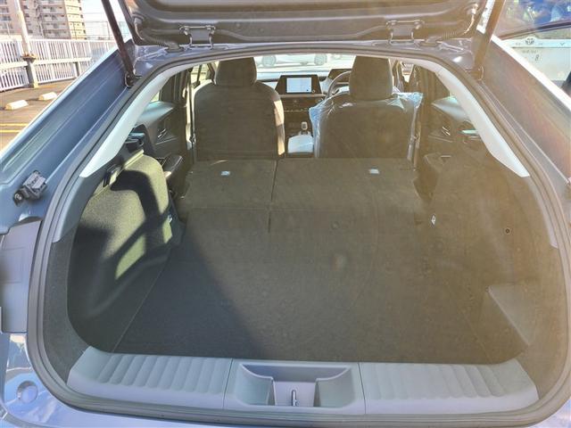 プリウス Ｇ　登録済未使用車　モデリスタフルエアロ　１５００Ｗ電源コンセント　ディスプレイオーディオ　バックカメラ　Ｂｌｕｅｔｏｏｔｈ　ＴＶ　ＰＫＳＢ　衝突被害軽減ブレーキ　レーダークルーズコントロール（33枚目）