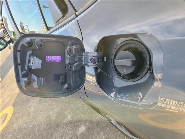 プリウス Ｇ　登録済未使用車　モデリスタフルエアロ　１５００Ｗ電源コンセント　ディスプレイオーディオ　バックカメラ　Ｂｌｕｅｔｏｏｔｈ　ＴＶ　ＰＫＳＢ　衝突被害軽減ブレーキ　レーダークルーズコントロール（34枚目）